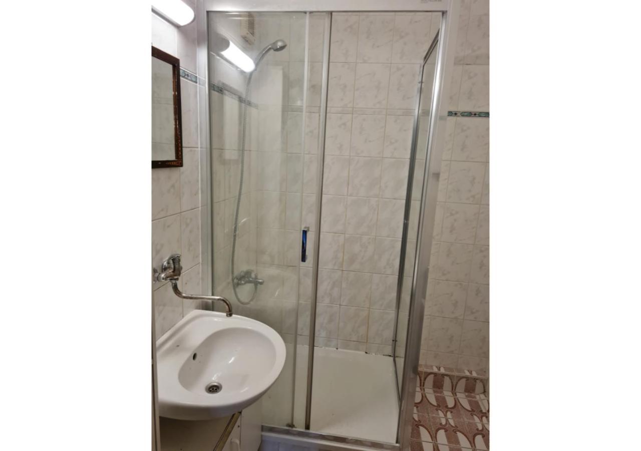 Modern Urban Loft Apartment Opava Eksteriør bilde